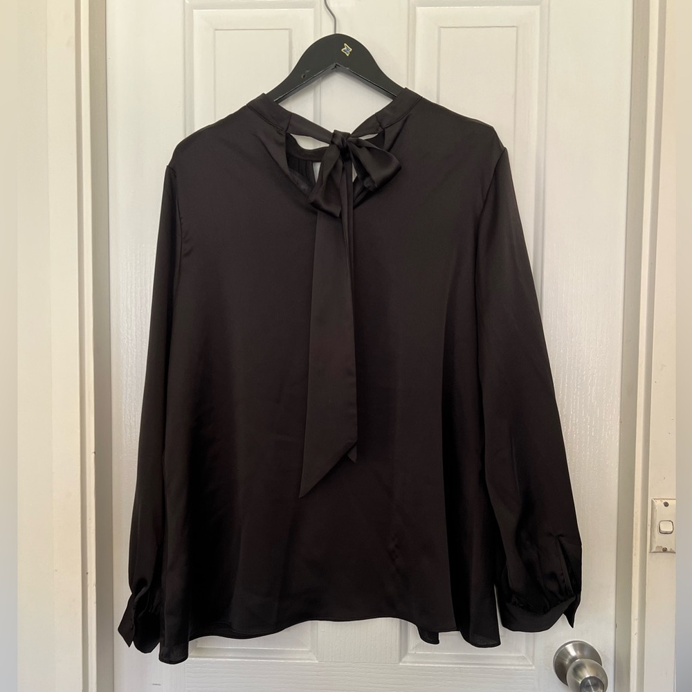 City chic pearl top - Picture 2 of 2